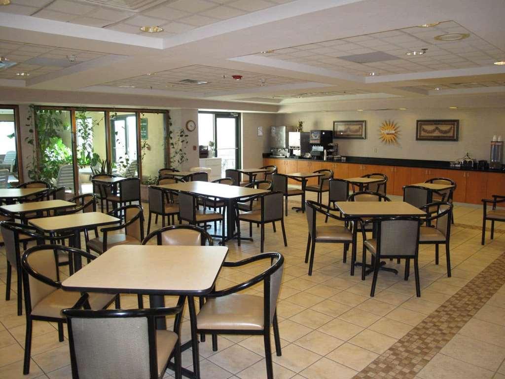 La Quinta By Wyndham Omaha Airport Downtown Hotel Carter Lake Съоръжения снимка