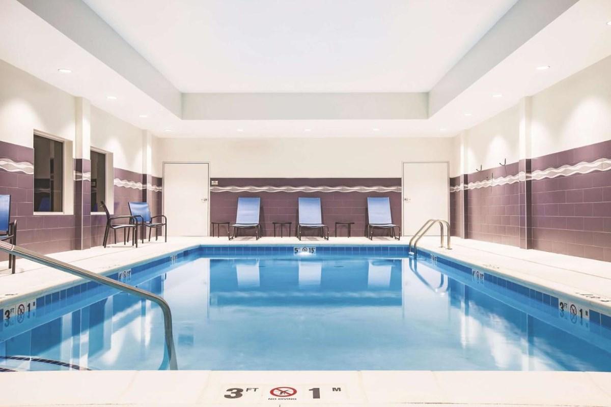 La Quinta By Wyndham Omaha Airport Downtown Hotel Carter Lake Екстериор снимка