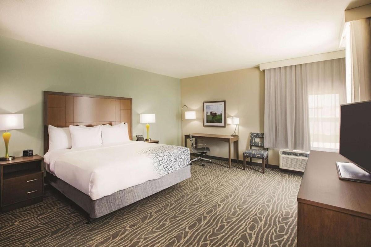 La Quinta By Wyndham Omaha Airport Downtown Hotel Carter Lake Екстериор снимка