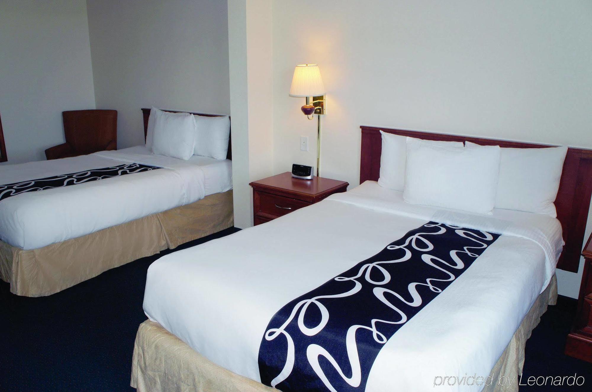 La Quinta By Wyndham Omaha Airport Downtown Hotel Carter Lake Екстериор снимка