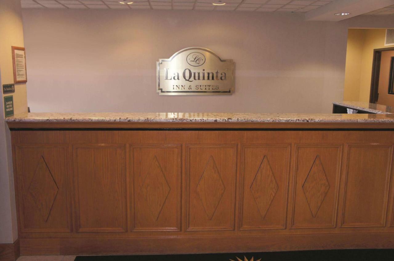 La Quinta By Wyndham Omaha Airport Downtown Hotel Carter Lake Екстериор снимка