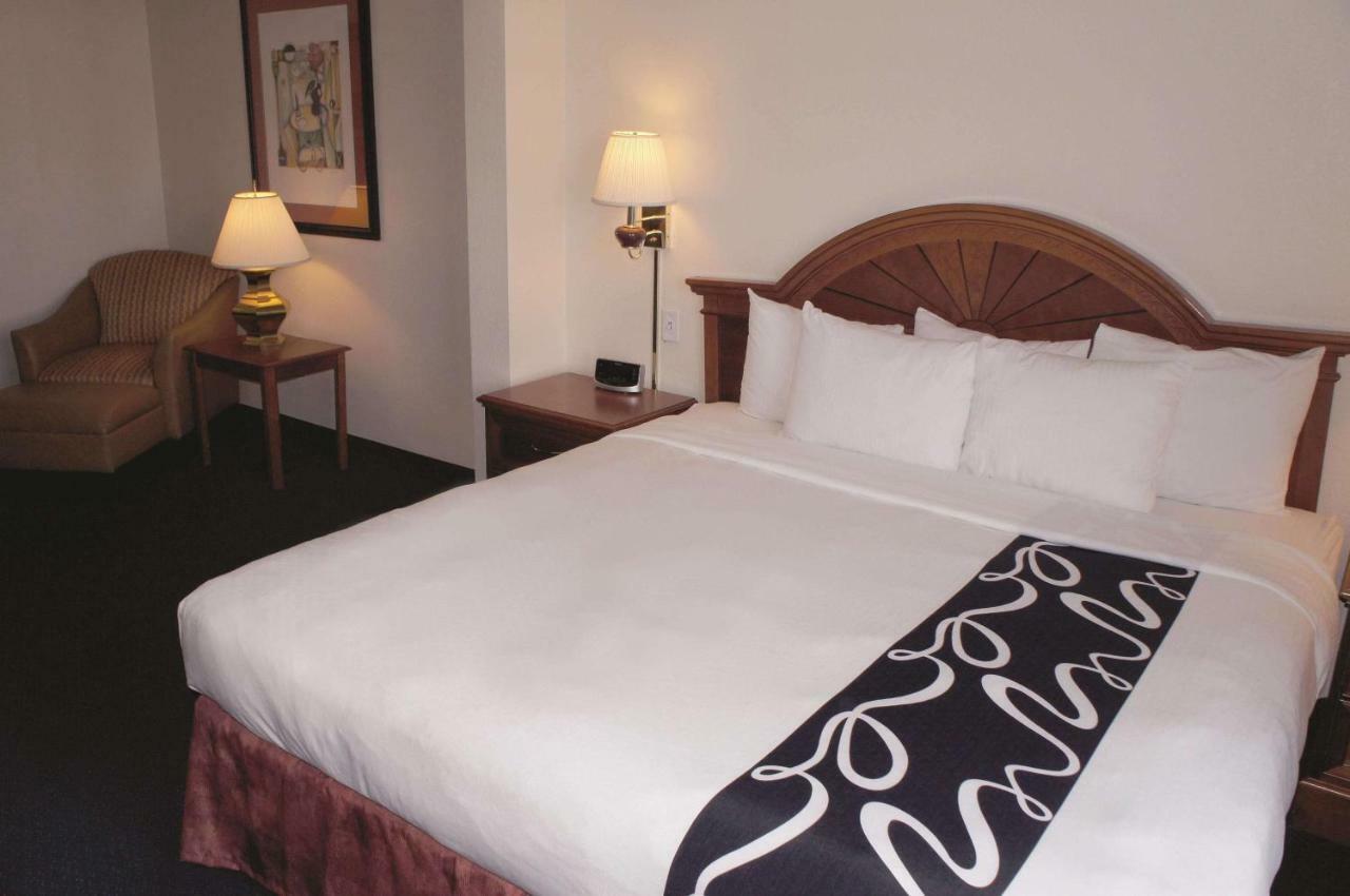 La Quinta By Wyndham Omaha Airport Downtown Hotel Carter Lake Екстериор снимка