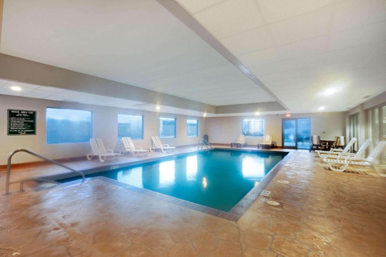 La Quinta By Wyndham Omaha Airport Downtown Hotel Carter Lake Екстериор снимка