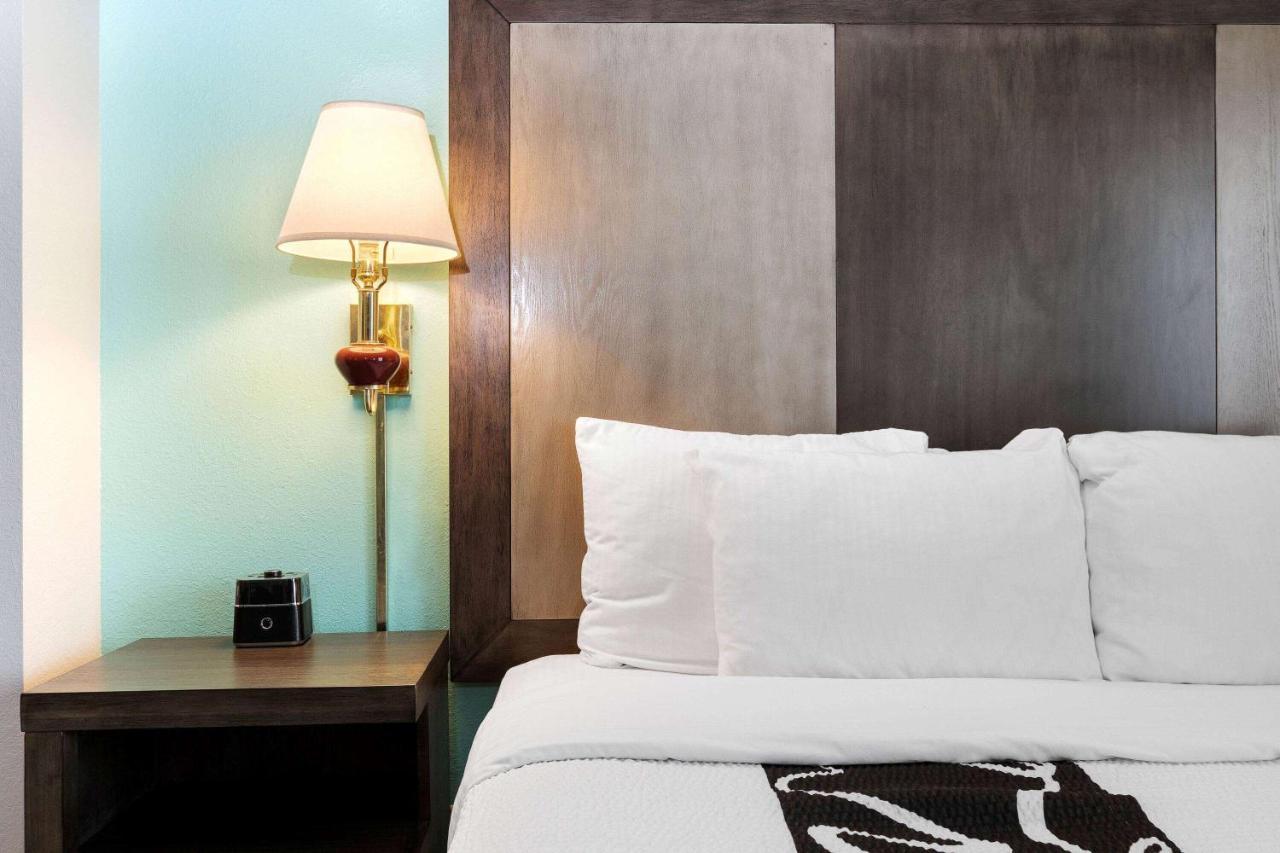 La Quinta By Wyndham Omaha Airport Downtown Hotel Carter Lake Екстериор снимка